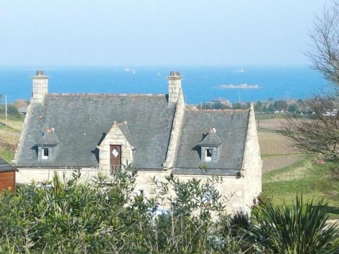 Вілла Breton Granite Stone House With Fantastic Sea Views Сен-Поль-де-Леон Екстер'єр фото