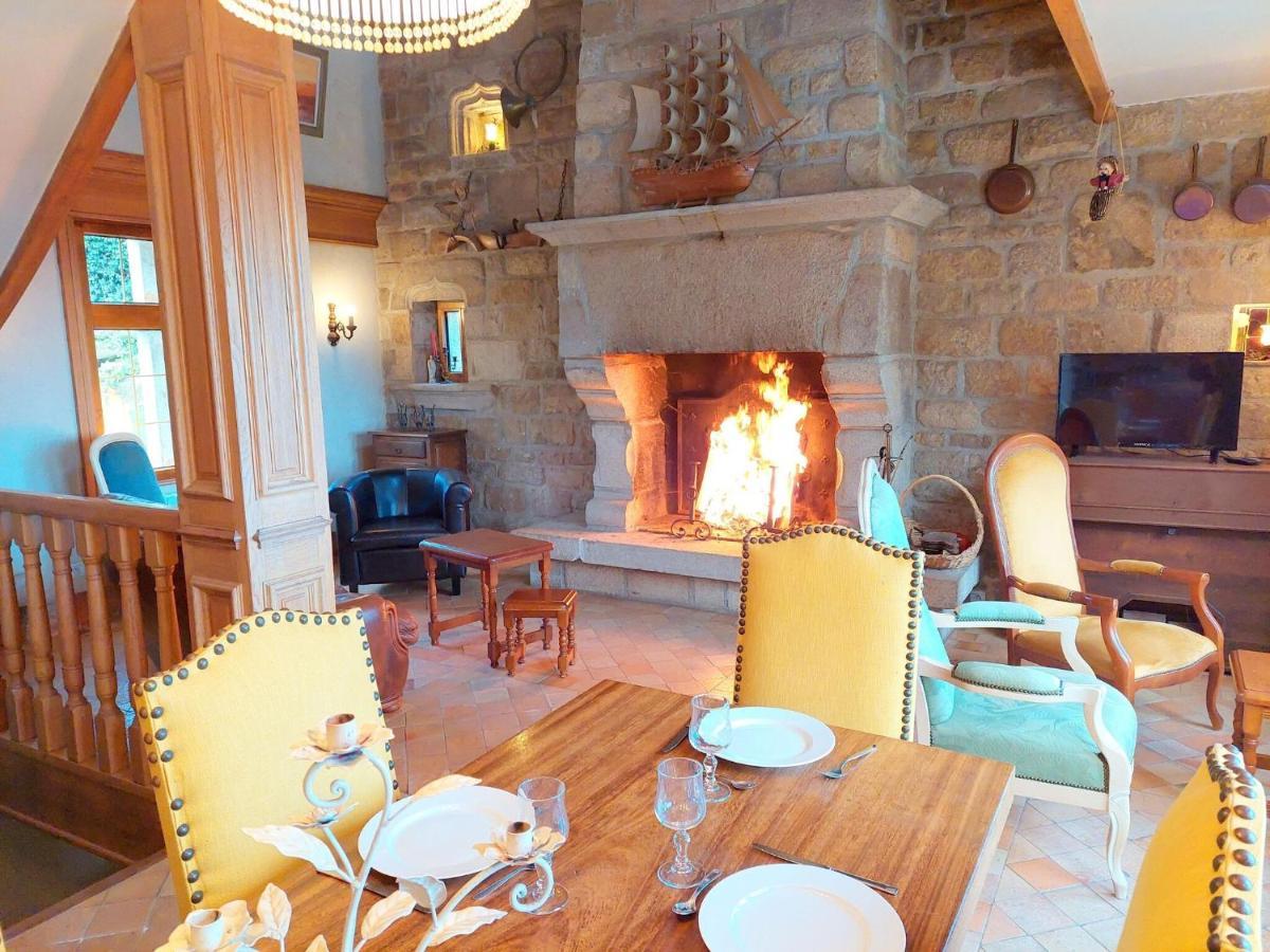 Вілла Breton Granite Stone House With Fantastic Sea Views Сен-Поль-де-Леон Екстер'єр фото